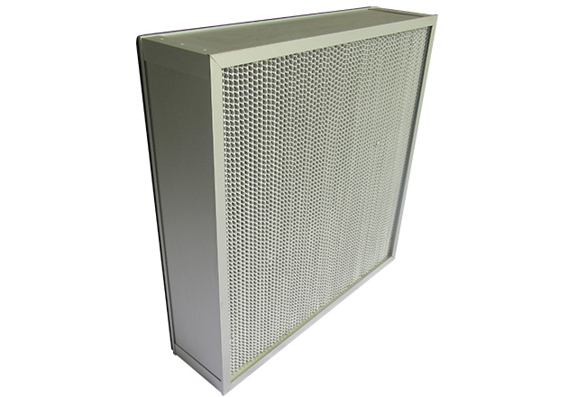 High-temperature-resistant HEPA filter with aluminum foil separator